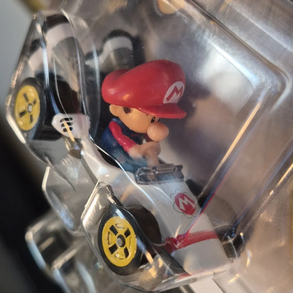 HOT WHeeLs × MARIOKART BABYMARIO B-Dasher, 1:64, Red & Blue.